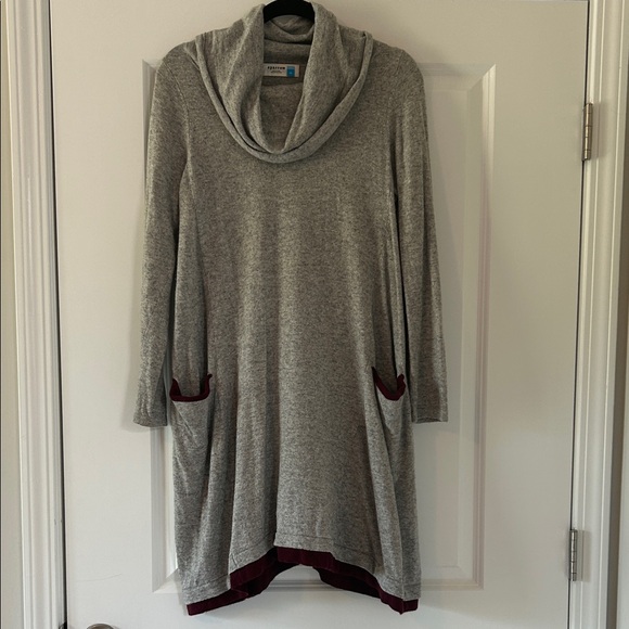 sparrow Sweaters - Sparrow Heather Gray Cowl Neck Sweater Dress with Burgundy Pockets/Accents SZ M